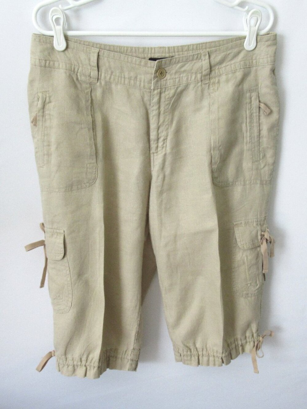 a.n.a khaki linen mid-rise zip pockets tie legs cargo capri pants *Sz 10*